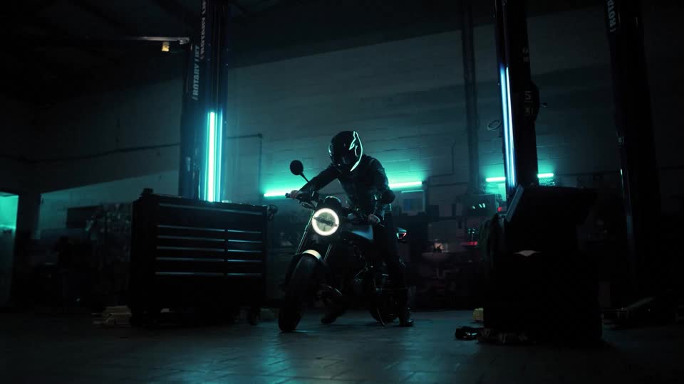 Handheld Fast - Right