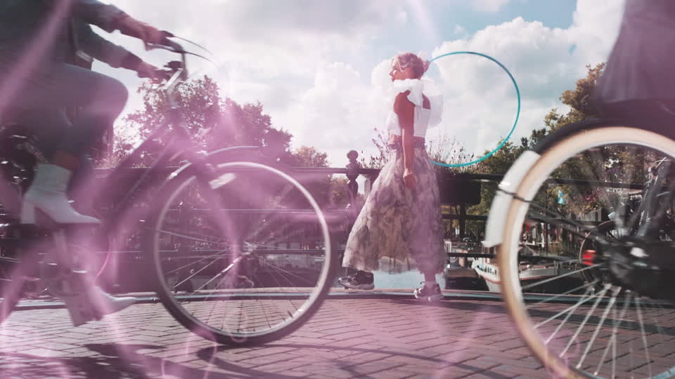 Particles - Hearts Outlined